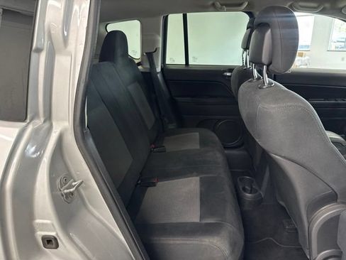 Used 2011 Jeep Compass Latitude AWD/4WD image 25