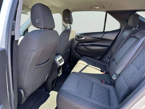 Used 2020 Chevrolet Equinox LT AWD/4WD image 12