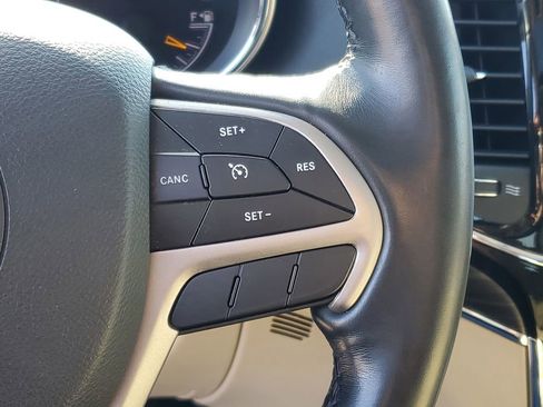 Used 2020 Jeep Grand Cherokee Limited image 15