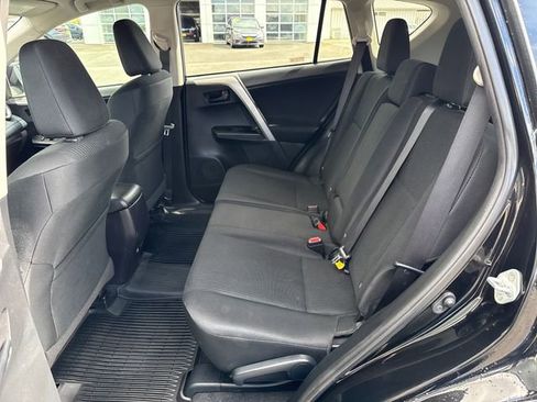 Used 2018 Toyota RAV4 LE w/ All Weather Liner Package AWD/4WD image 14