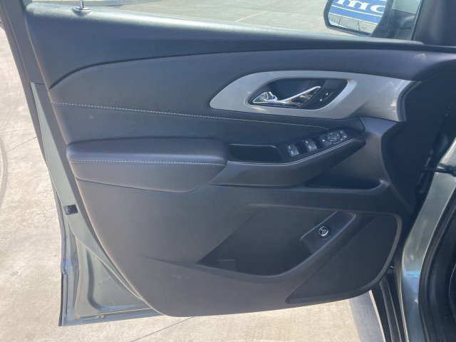 Used 2023 Chevrolet Traverse LT w/ LPO, Floor Liner Package AWD/4WD image 21