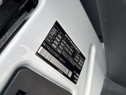 Used 2024 Mercedes-Benz eSprinter 170 Cargo image 30