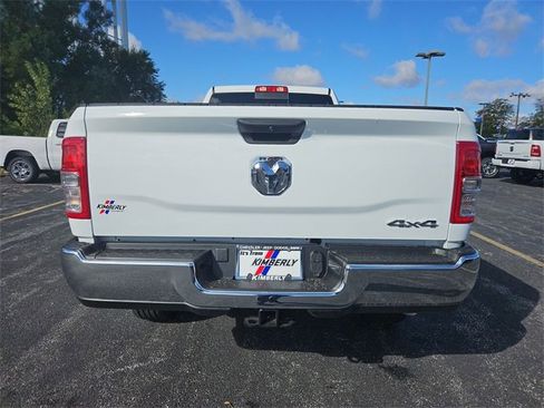 New 2024 RAM 3500 Tradesman w/ Chrome Appearance Group image 36
