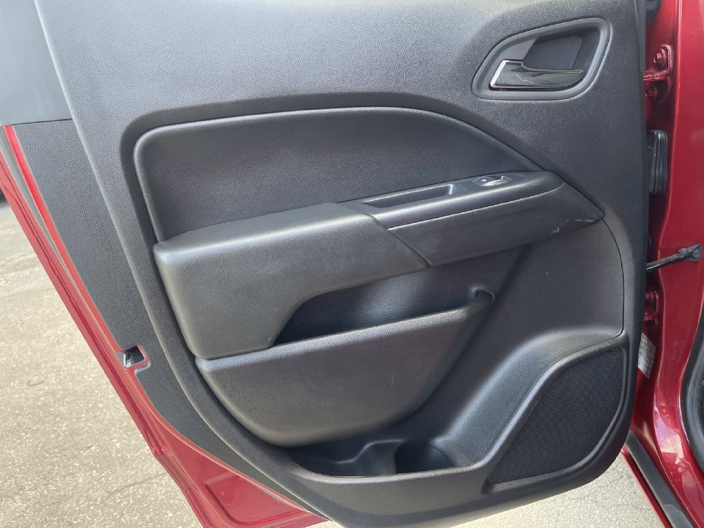 Used 2018 Chevrolet Colorado LT RWD image 14