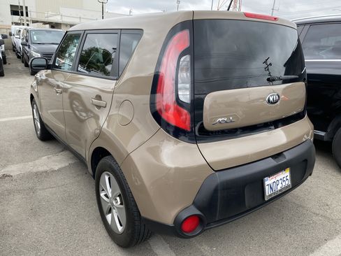Used 2015 Kia Soul image 7