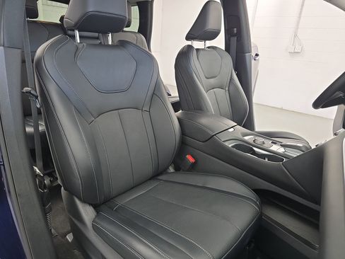 Used 2023 INFINITI QX60 Sensory w/ Vision Package image 10