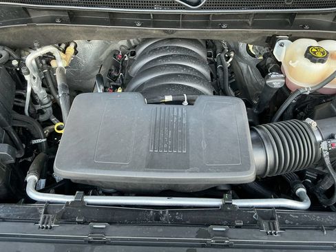 Used 2023 GMC Yukon AT4 w/ AT4 Premium Plus Package AWD/4WD image 25