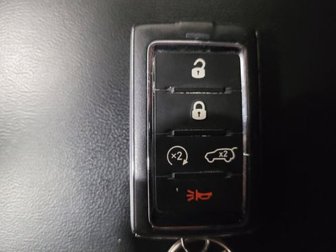 Used 2021 Jeep Grand Cherokee L Limited image 32