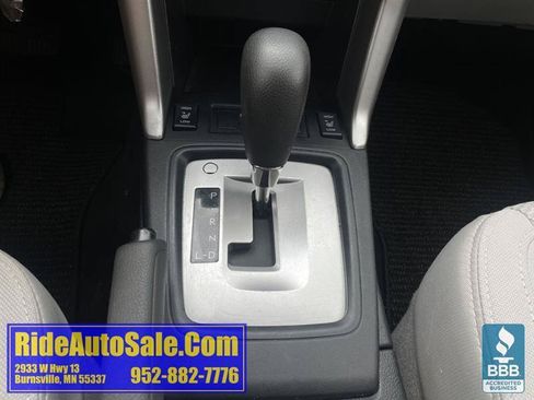 Used 2015 Subaru Forester 2.5i Premium AWD/4WD image 19