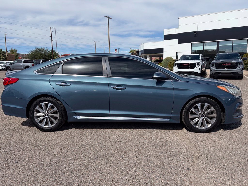 Used 2015 Hyundai Sonata Sport w/ Option Group 03 FWD image 3