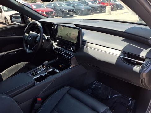 Used 2025 Lexus RX 450h AWD w/ Luxury Package image 22