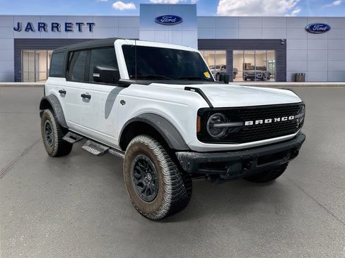Certified 2023 Ford Bronco Wildtrak AWD/4WD image 1