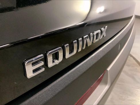 Used 2026 Chevrolet Equinox LT FWD image 8