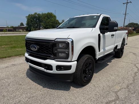 Used 2025 Ford F250 XL w/ STX Appearance Package AWD/4WD image 5