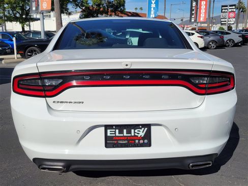 Used 2022 Dodge Charger SXT image 25