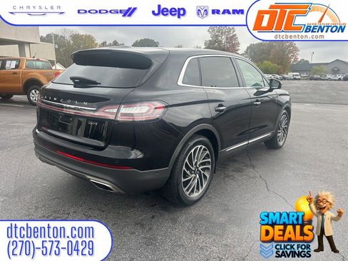 Used 2019 Lincoln Nautilus Reserve image 3