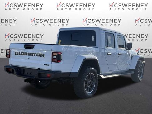 Used 2021 Jeep Gladiator Overland w/ Popular Equipment Package image 5