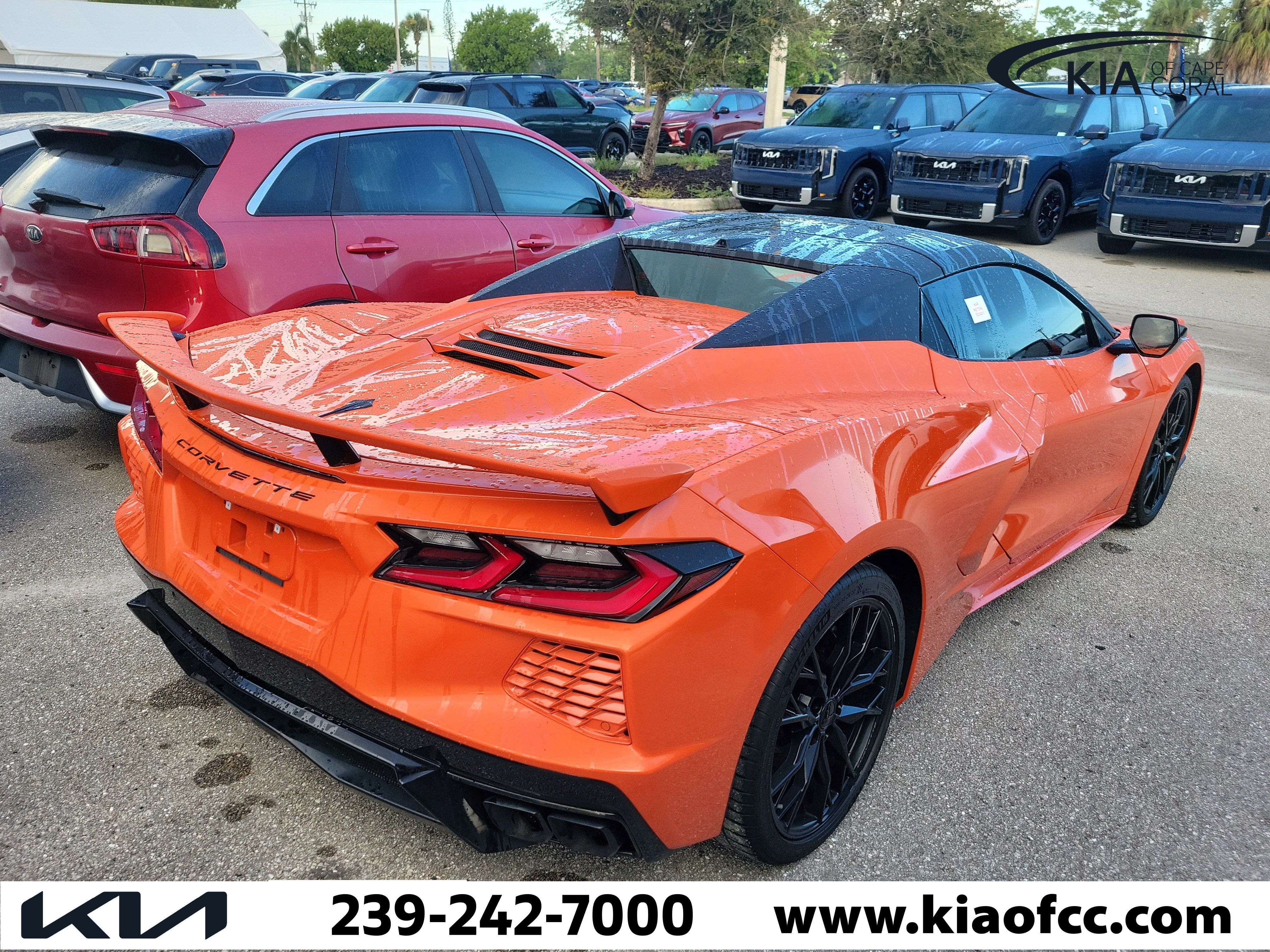 Used 2025 Chevrolet Corvette Stingray Preferred Conv w/ Z51 Performance Package RWD image 7
