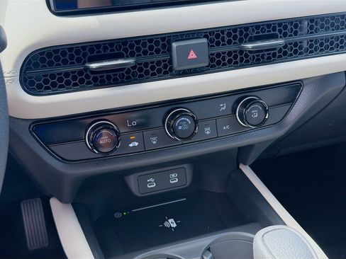 New 2026 Honda HR-V LX image 14