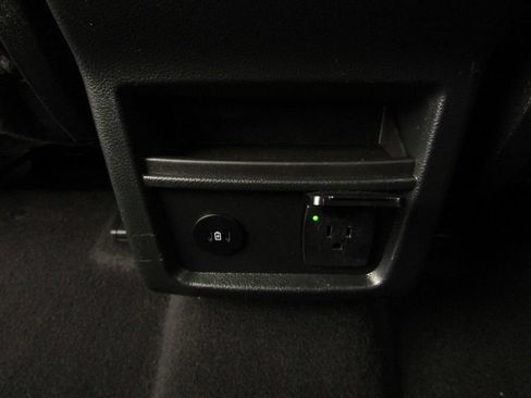 Used 2024 Ford Edge SEL w/ Convenience Package image 40