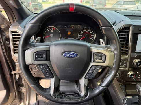 Used 2019 Ford F150 Raptor w/ Equipment Group 802A Luxury AWD/4WD image 15