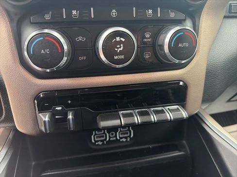 Used 2022 RAM 1500 Laramie image 13