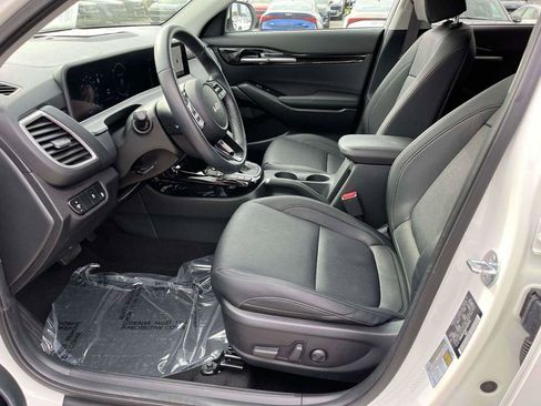Used 2024 Kia Seltos EX FWD image 15