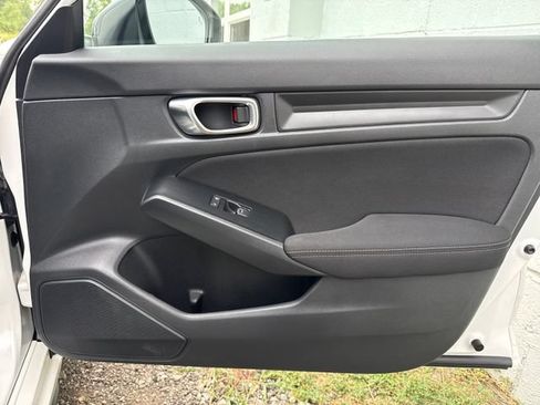 Used 2025 Honda Civic Sport image 24