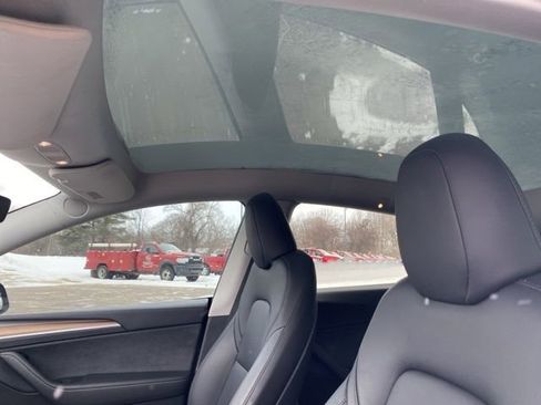 Used 2023 Tesla Model Y Long Range image 17