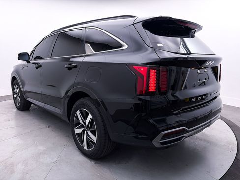 Used 2022 Kia Sorento S w/ Panoramic Sunroof Package image 14