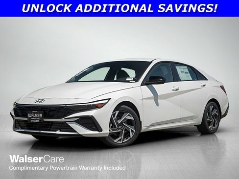 New 2025 Hyundai Elantra SEL image 1