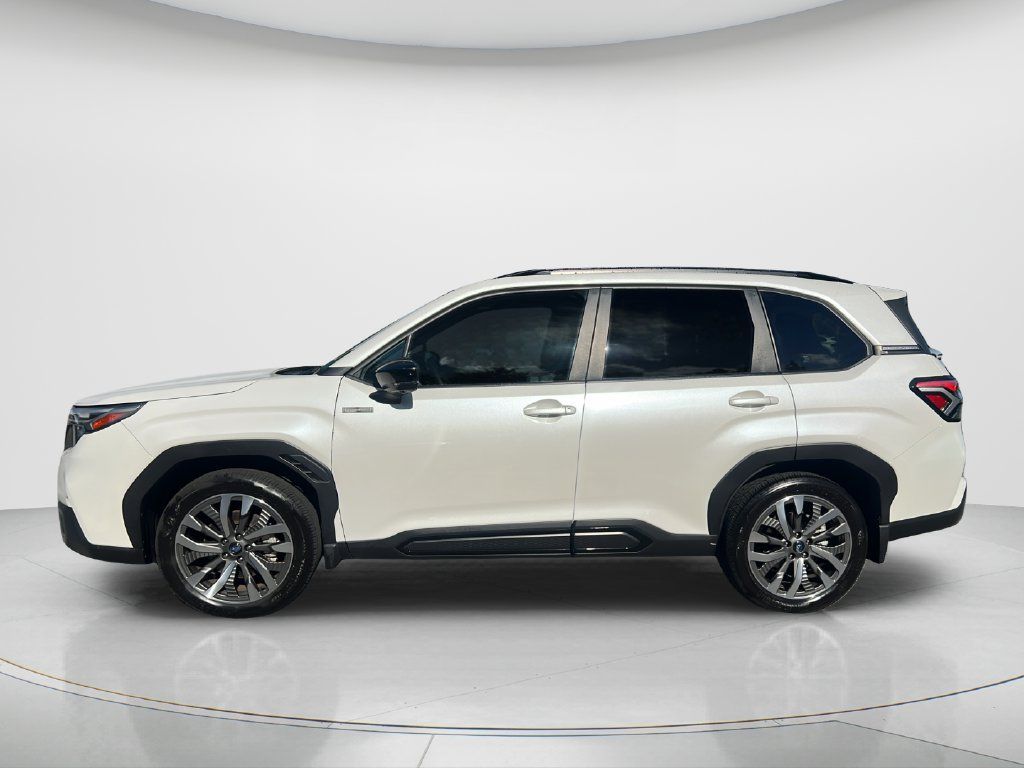 Used 2025 Subaru Forester Touring w/ Touring Package AWD/4WD image 8