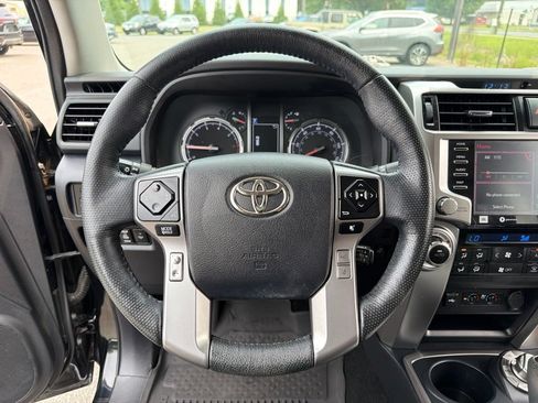 Used 2024 Toyota 4Runner Limited AWD/4WD image 16