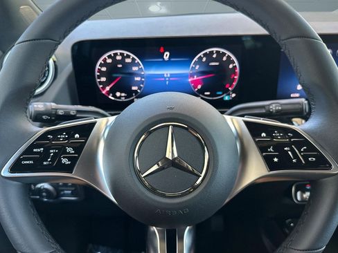 Used 2026 Mercedes-Benz GLA 250 image 13