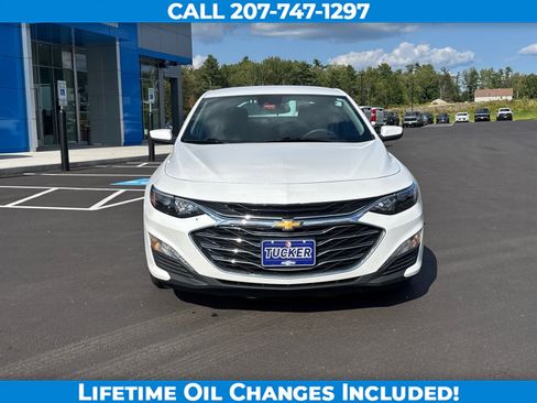 Used 2024 Chevrolet Malibu LT FWD image 2