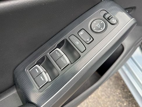 Used 2022 Honda Civic Touring image 13