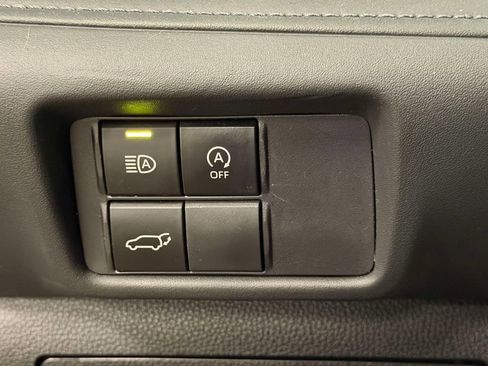 Used 2023 Toyota Highlander XSE AWD/4WD image 33