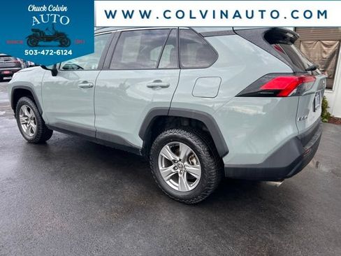 Used 2023 Toyota RAV4 XLE AWD/4WD image 9
