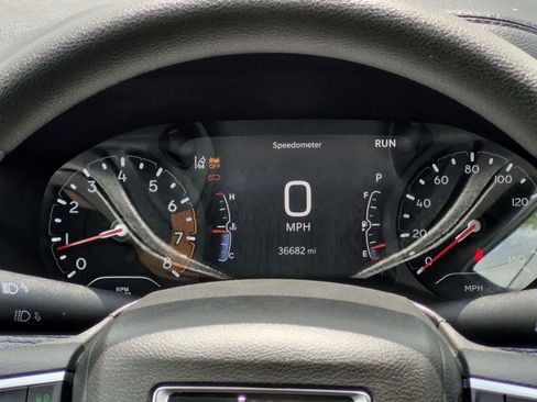 Used 2024 Jeep Compass Sport AWD/4WD image 11