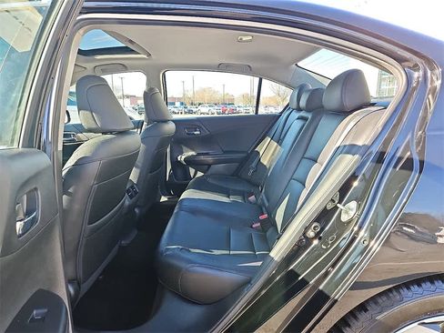 Used 2016 Honda Accord EX-L image 9