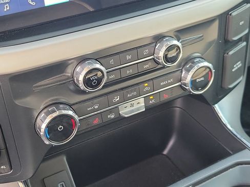 Used 2022 Ford F150 XLT w/ Equipment Group 302A High AWD/4WD image 26