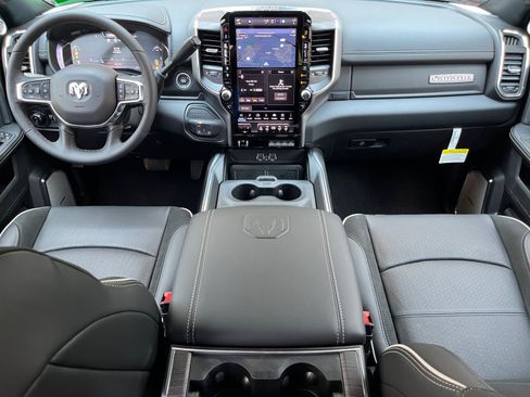 New 2026 RAM 3500 Laramie AWD/4WD image 22