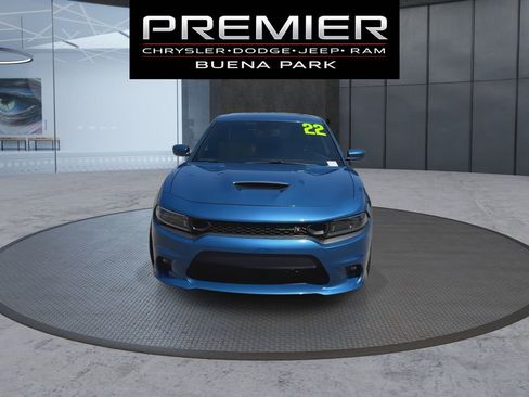 Used 2022 Dodge Charger Scat Pack w/ Dynamics Package RWD image 3