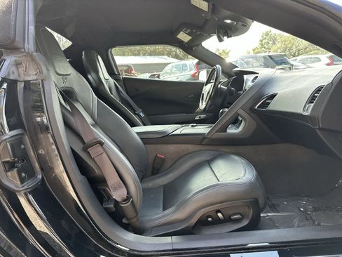 Used 2017 Chevrolet Corvette Z06 RWD image 13
