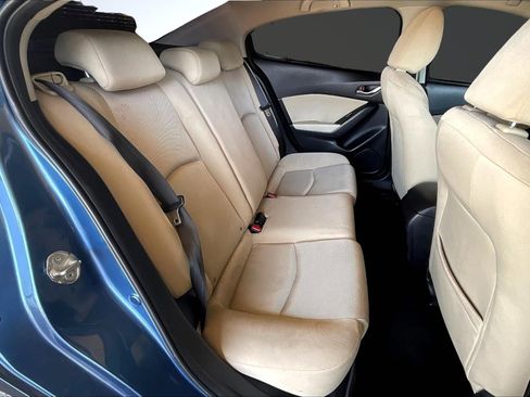 Used 2017 MAZDA MAZDA3 Sport image 27