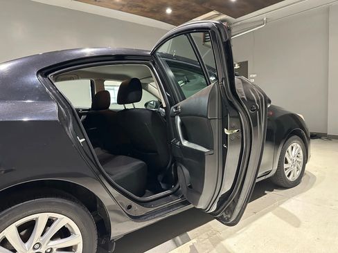 Used 2013 MAZDA MAZDA3 i Touring image 20