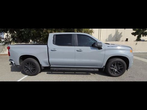 Used 2025 Chevrolet Silverado 1500 RST w/ Convenience Package II RWD image 9