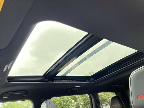 New 2025 Nissan Armada PRO-4X w/ Pro-4X Premium Package image 23