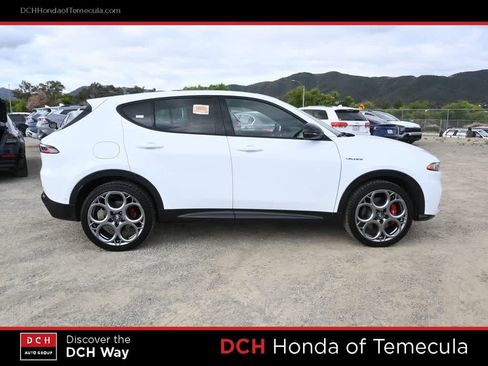 Used 2024 Alfa Romeo Tonale Veloce AWD/4WD image 5