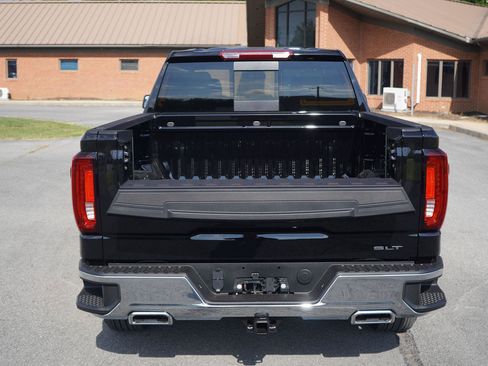 New 2026 GMC Sierra 1500 SLT w/ SLT Convenience Package image 5